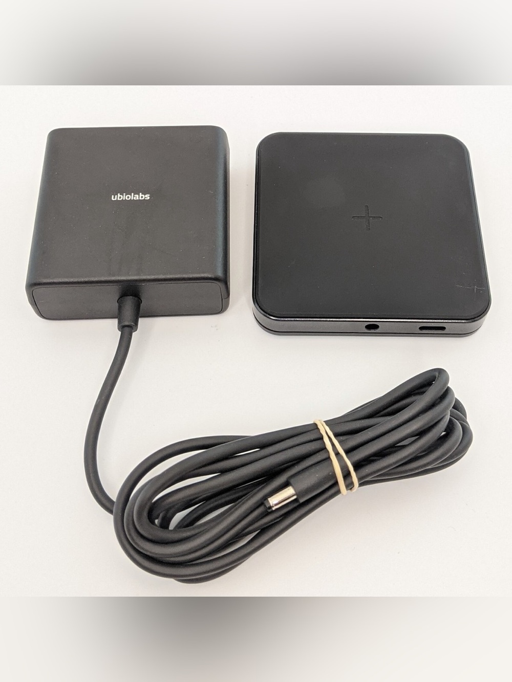 ubiolabs Wireless Charging Pad & Wall Adapter Set